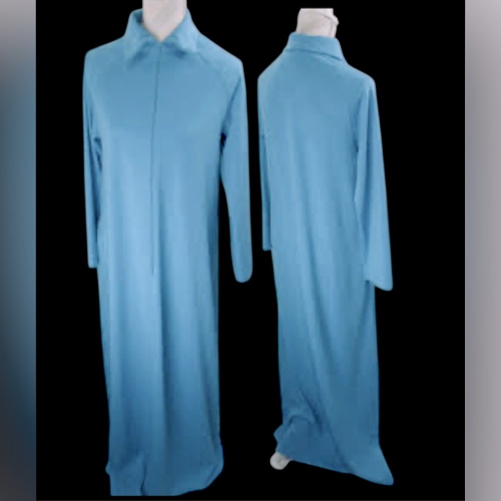 1970’s Rutledge half zip French terry nightgown